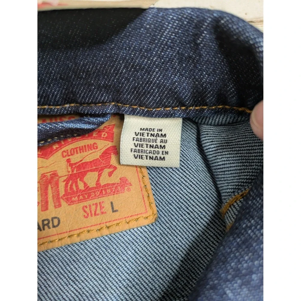 NWT Levis Mens Standard Fit Denim Trucker Jacket Large‎ Dark Wash 723342761